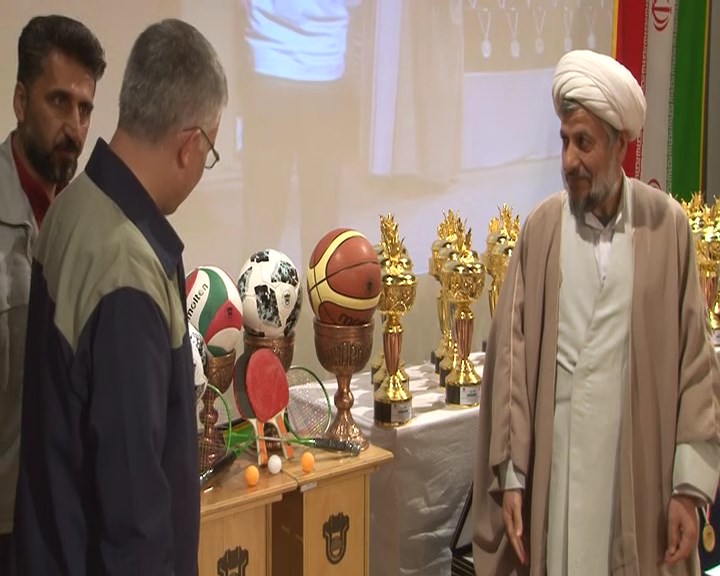آیین اختتامیه جشنواره ورزشی دانش آموزی جام شهدای ذوب آهن
