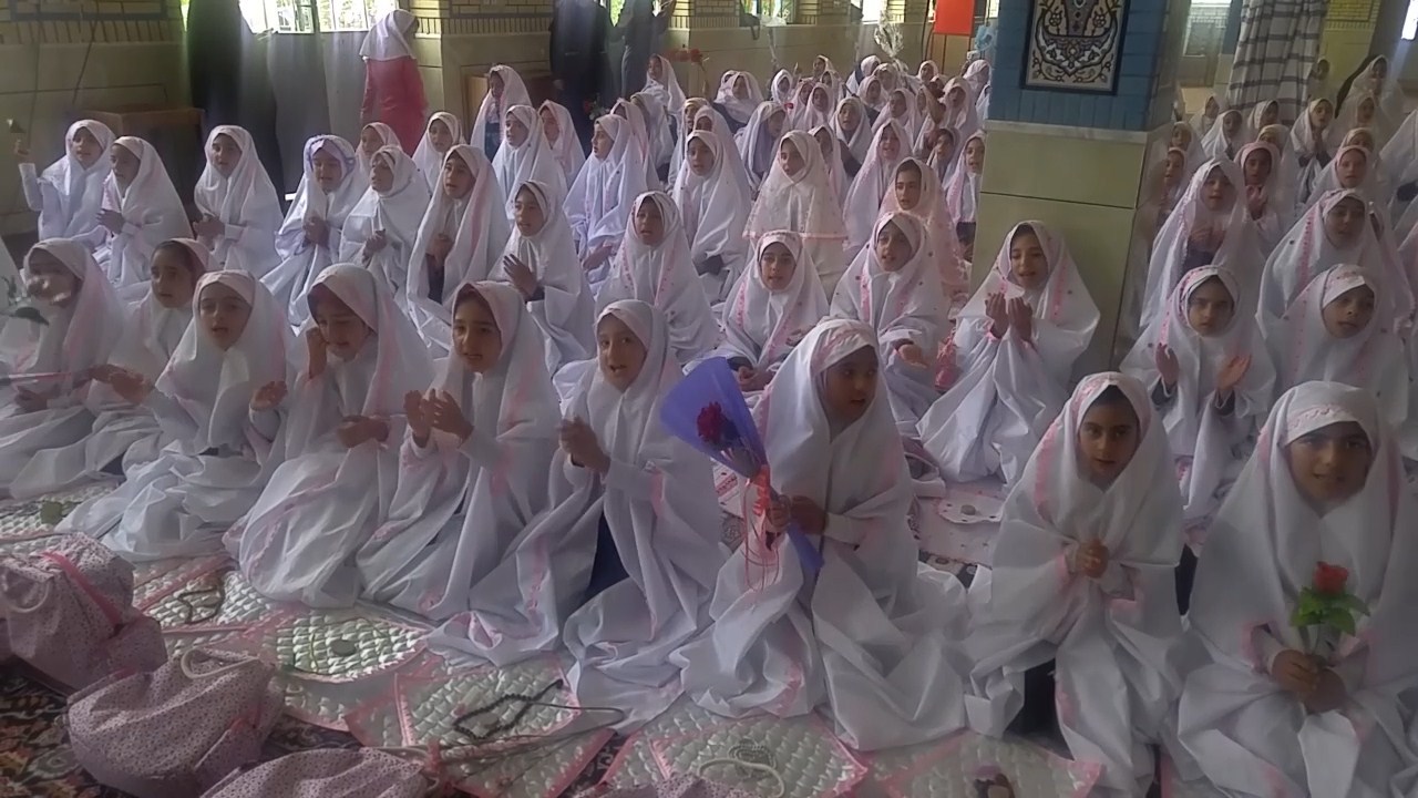 آیین جشن تکلیف دانش آموزان دختر آیین جشن تکلیف دانش آموزان دختر