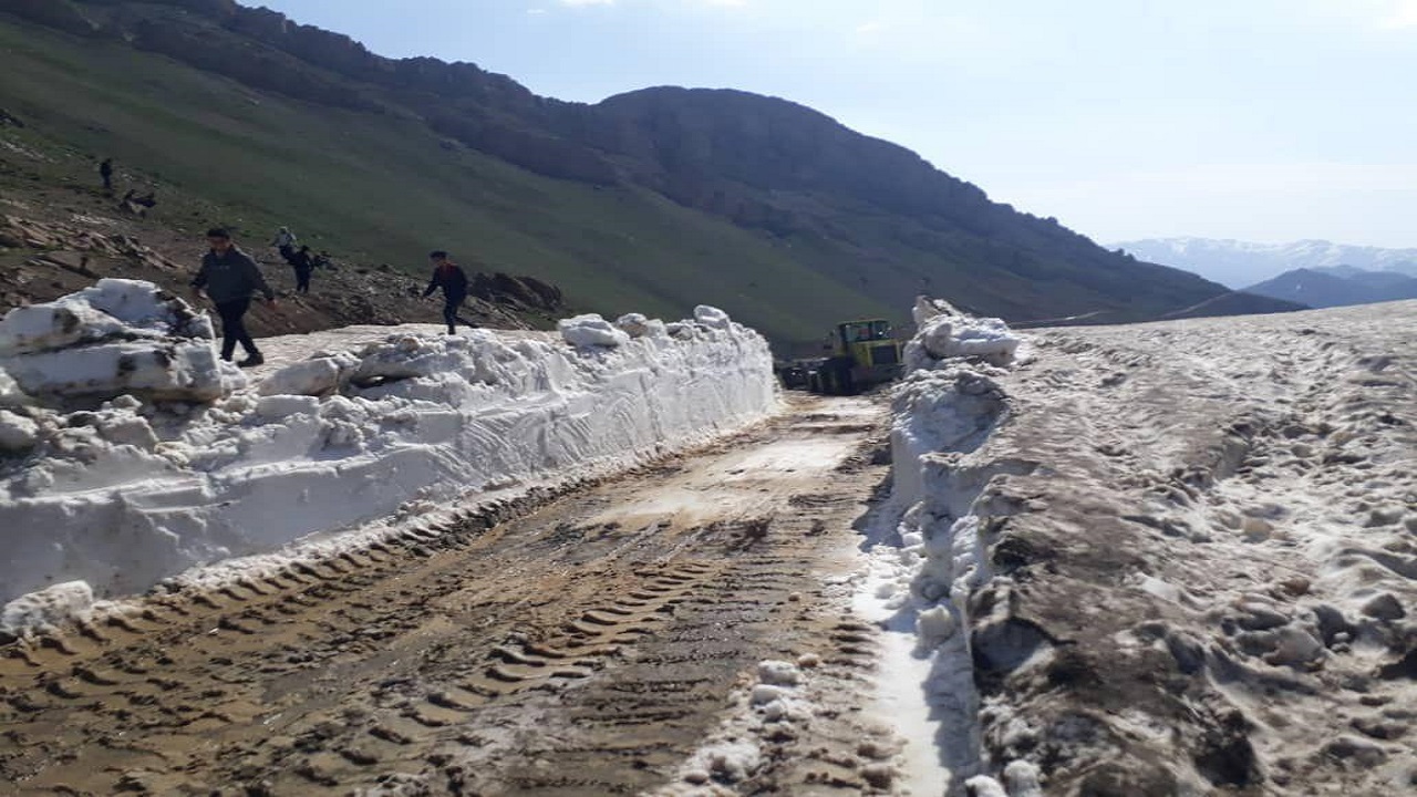 بازگشایی گردنه سپارده در الموت