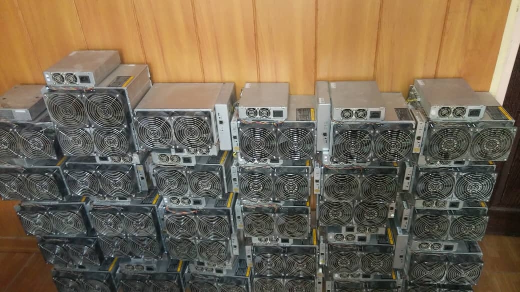 کشف ماینر&zwnj;های قاچاق در اصفهان