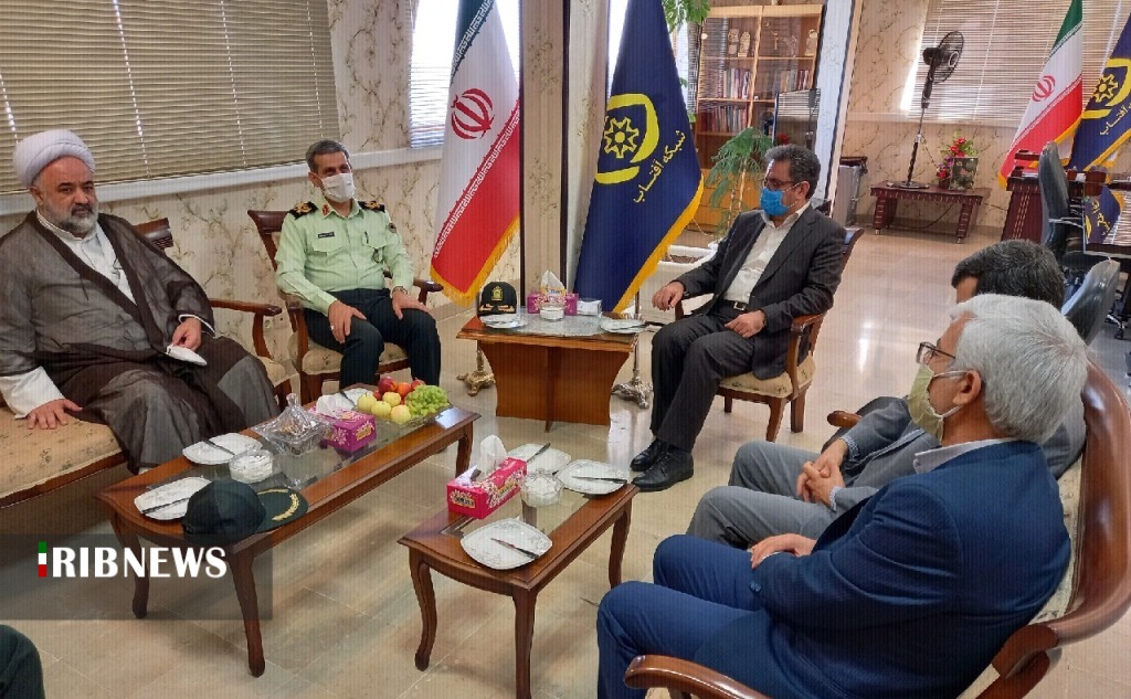 تعهد، صداقت و امانتداری از ویژگی های خبرنگاران تعهد، صداقت و امانتداری از ویژگی های خبرنگاران