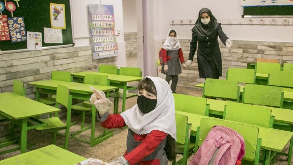 حضور فیزیکی در مدارس اجباری نیست حضور فیزیکی در مدارس اجباری نیست