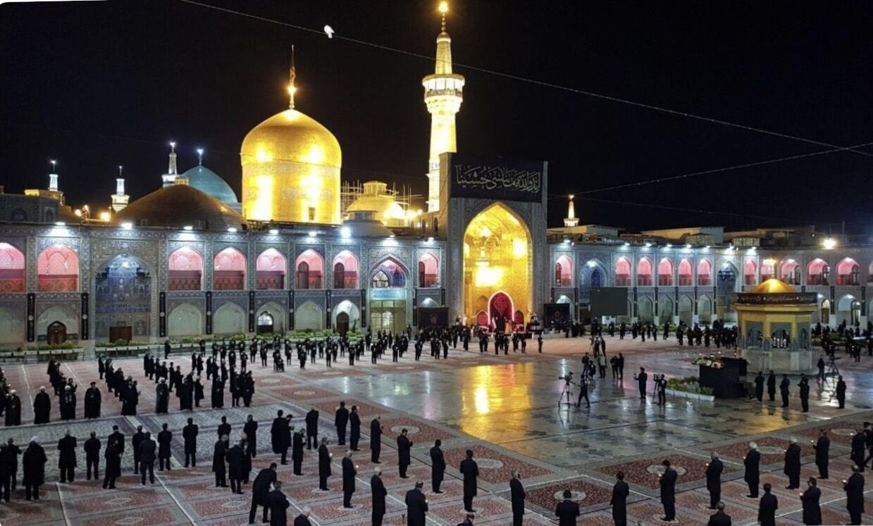 برگزاری آیین خطبه&zwnj;خوانی شب عاشورا در حرم رضوی