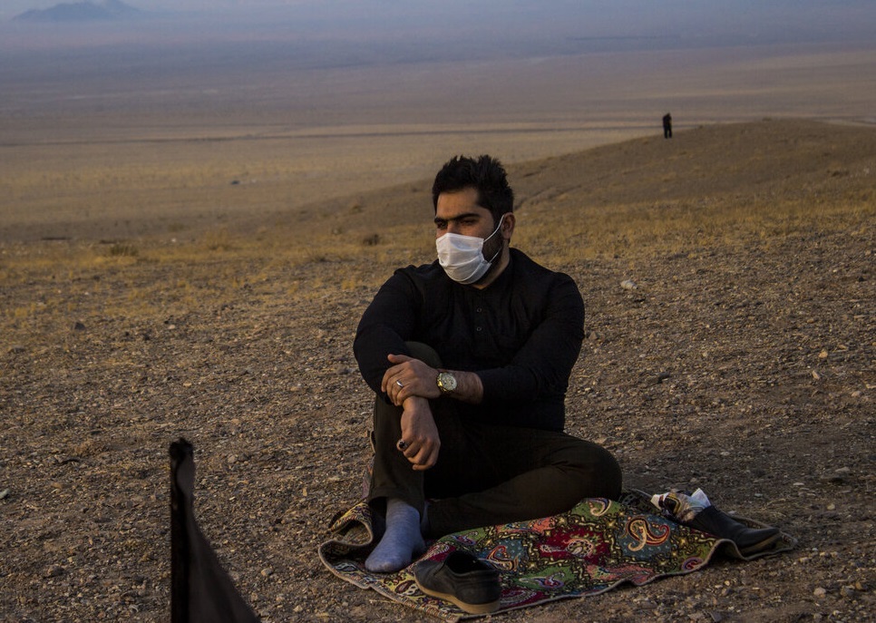 حسینیه ای زیر آسمان