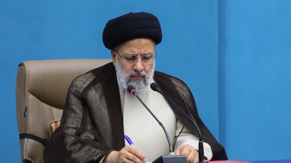 ** پیام تسلیت رئیس جمهور برای درگذشت پدر سه شهید ** پیام تسلیت رئیس جمهور برای درگذشت پدر سه شهید