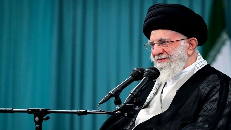 پیام تشکر رهبر انقلاب از مهماننوازی ملت و دولت عراق پیام تشکر رهبر انقلاب از مهماننوازی ملت و دولت عراق