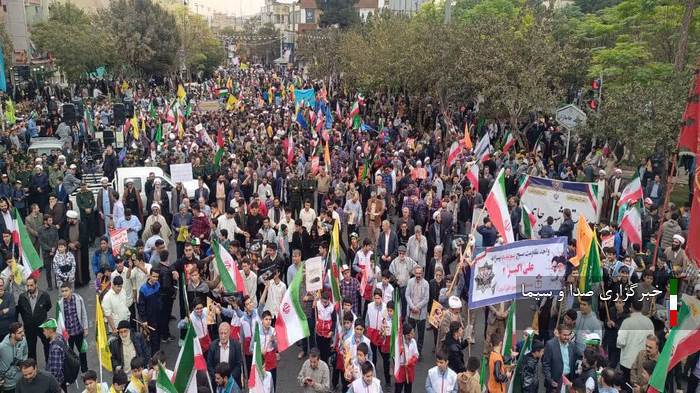 دشمن از روحیه مقاومت و بصیرت جوانان ما بترسد دشمن از روحیه مقاومت و بصیرت جوانان ما بترسد