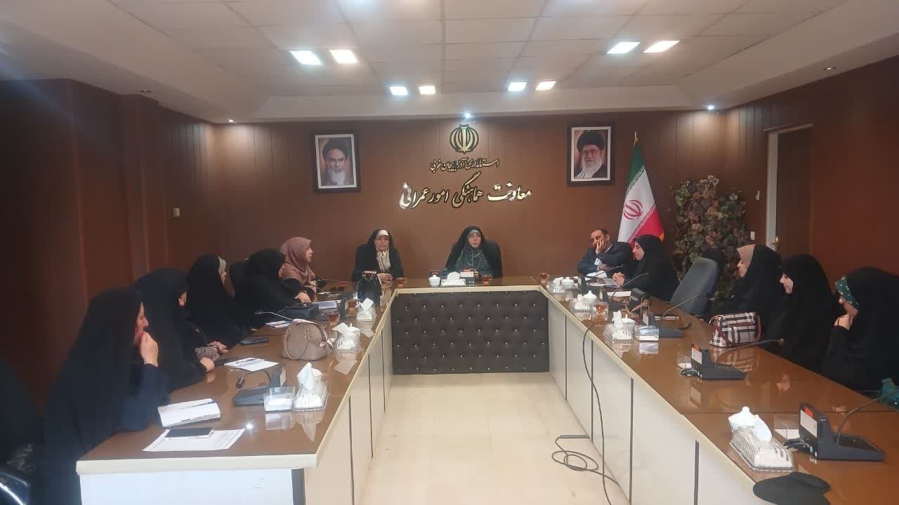 چهارمین نمایشگاه ملی پوشاک ایرانی اسلامی باعنوان گوهرشاد درارومیه چهارمین نمایشگاه ملی پوشاک ایرانی اسلامی باعنوان گوهرشاد درارومیه