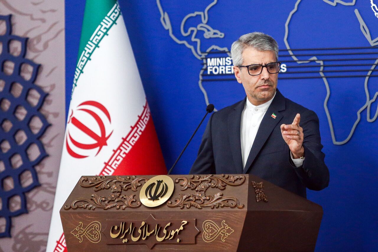 بقائی: ایرانیان اجازه هیچگونه مداخله خارجی را نخواهند داد بقائی: ایرانیان اجازه هیچگونه مداخله خارجی را نخواهند داد