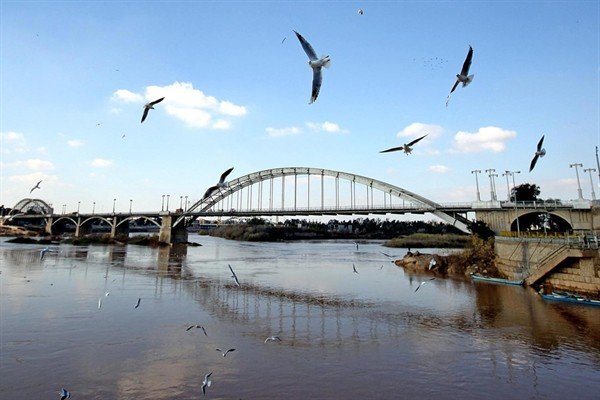 پیگیری برای ساماندهی سواحل رودخانه کارون در اهواز پیگیری برای ساماندهی سواحل رودخانه کارون در اهواز
