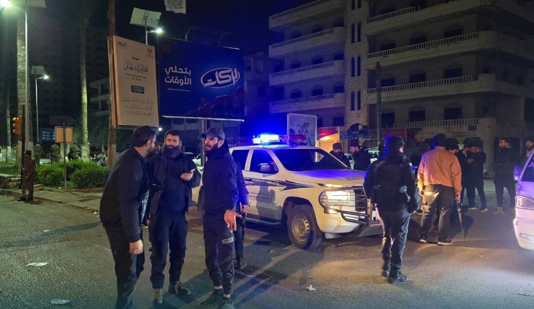 حمله افراد ناشناس در مرکز سوریه ۹ زخمی برجای گذاشت حمله افراد ناشناس در مرکز سوریه ۹ زخمی برجای گذاشت