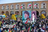 حضور پرشور مردم در جشن پیروزی انقلاب اسلامی