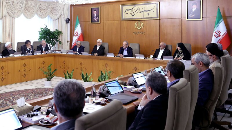 حضور هنرمندان در صحنه در فضای غبارآلود قابل تقدیر است حضور هنرمندان در صحنه در فضای غبارآلود قابل تقدیر است