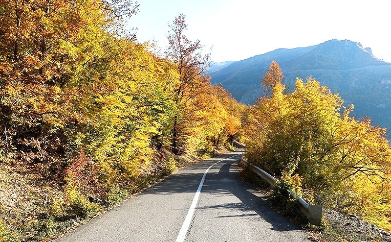 آفتاب مطبوع پاییزی گرما بخش هوای گیلان