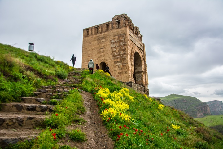 بیش از ۱ میلیون و ۸۵۰ هزار بازدید نوروزی از جاذبههای آذربایجانشرقی بیش از ۱ میلیون و ۸۵۰ هزار بازدید نوروزی از جاذبههای آذربایجانشرقی