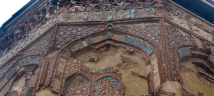 آسیب دو بنای ثبت ملی از دوران سلجوقی و قاجار در آذربایجان شرقی آسیب دو بنای ثبت ملی از دوران سلجوقی و قاجار در آذربایجان شرقی