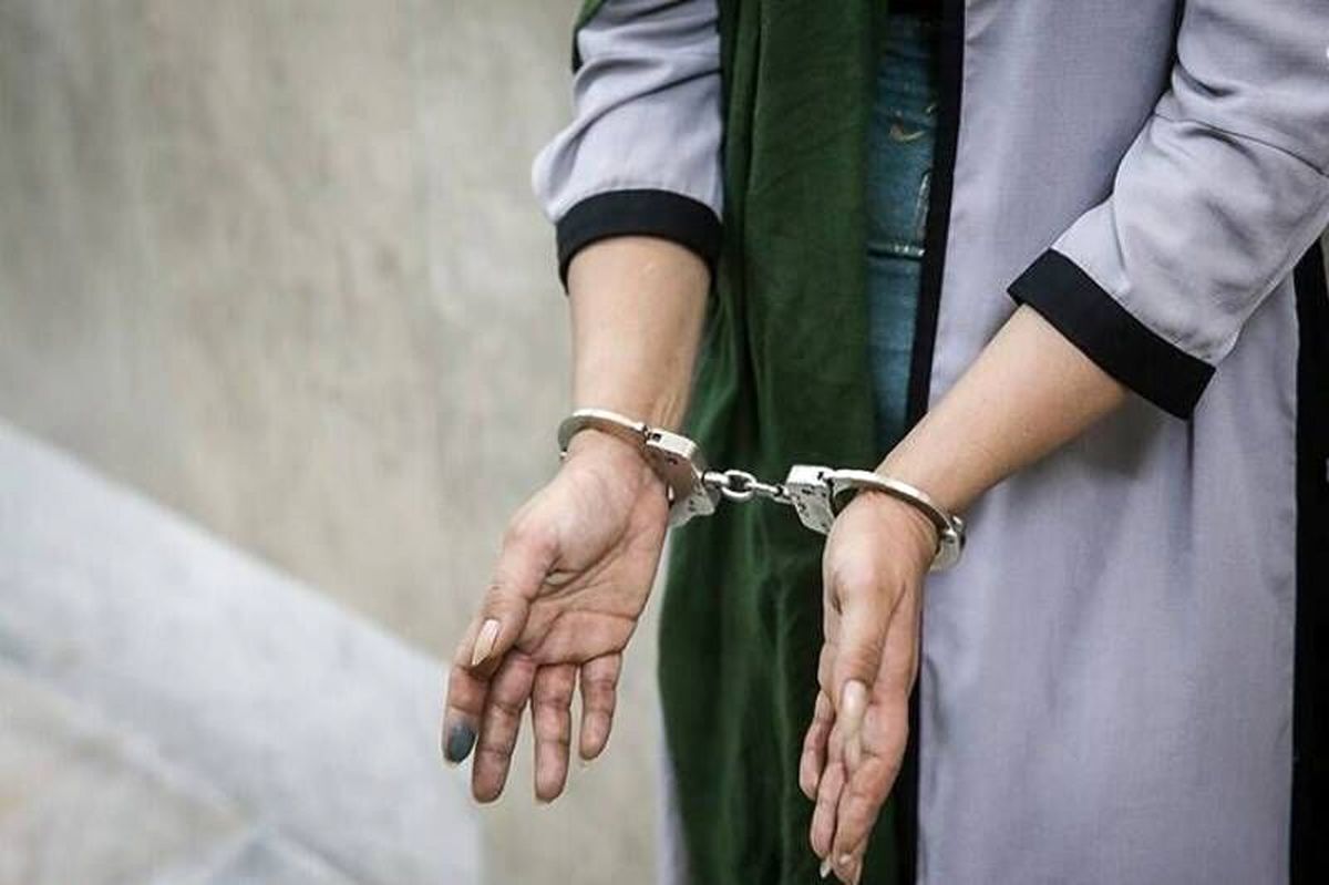 دستگیری زن جیببُر در کرج دستگیری زن جیببُر در کرج