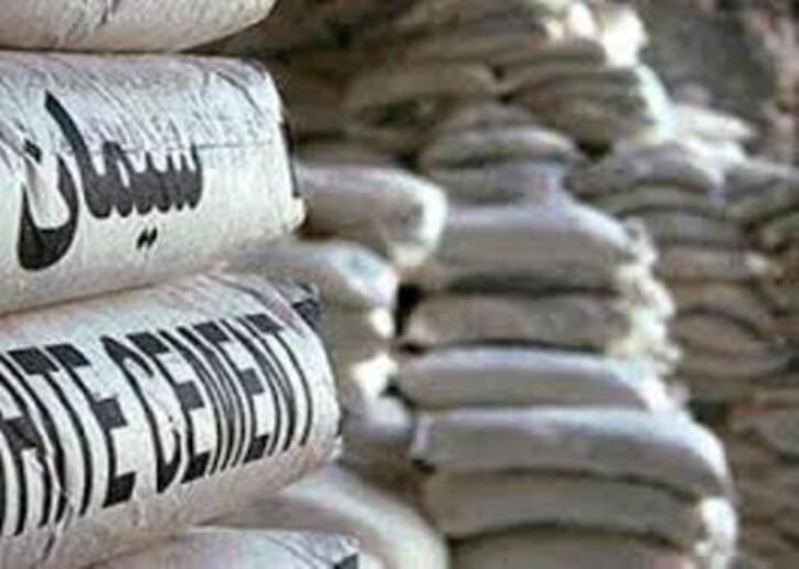 کشف انبار احتکار سیمان قاچاق در ملایر کشف انبار احتکار سیمان قاچاق در ملایر