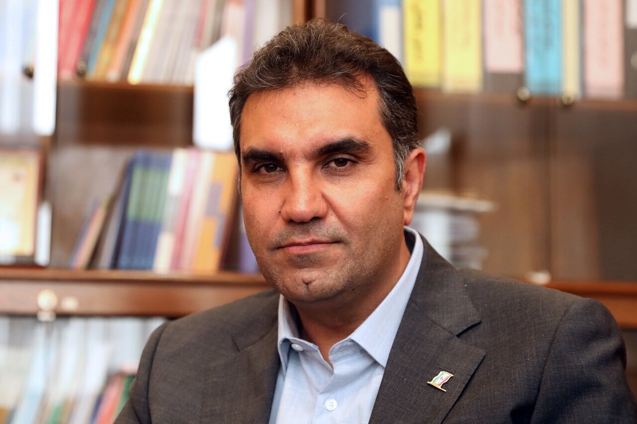 دشمنان باید دست از آزمون و خطا بردارند دشمنان باید دست از آزمون و خطا بردارند