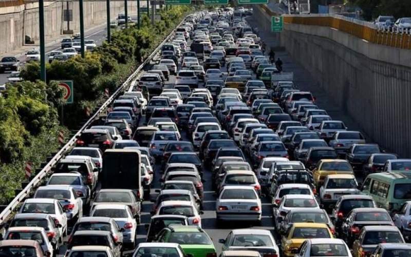 ترافیک صبحگاهی در برخی از معابر و بزرگراه‌های تهران