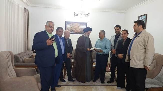دیدار نماینده ولی فقیه در بنیاد شهید با خانواده شهدای استان مازندران
