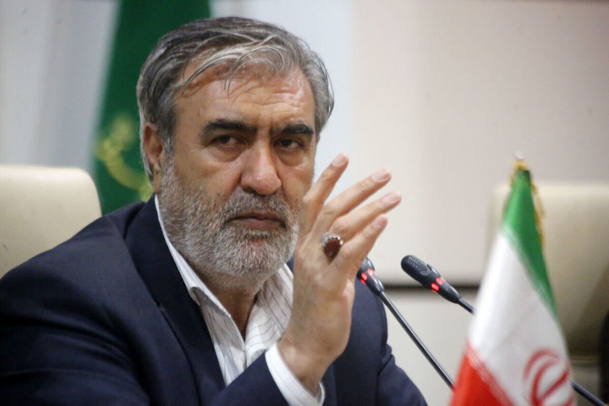 جنایات آمریکا در میناب و لامرد باید برای افکار عمومی جهان تبیین شود جنایات آمریکا در میناب و لامرد باید برای افکار عمومی جهان تبیین شود