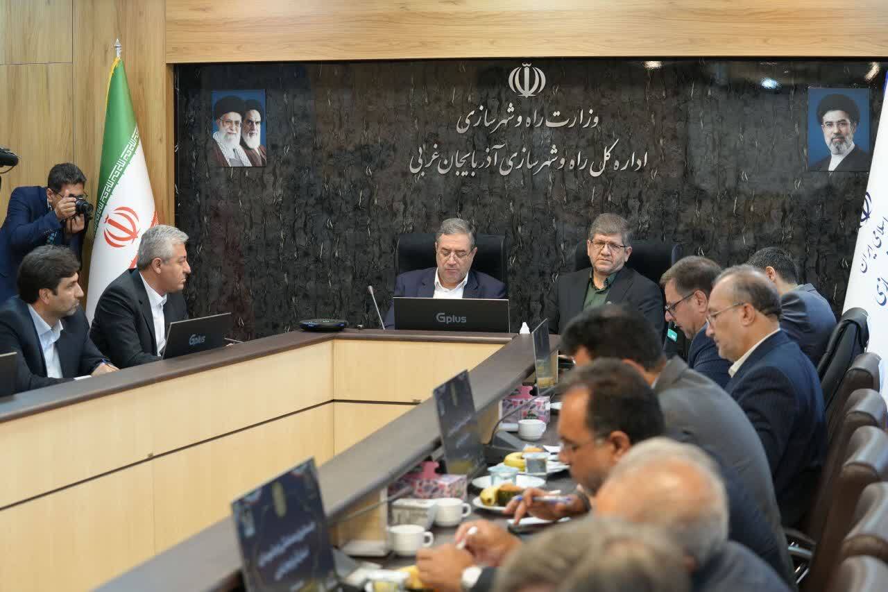 گام تازه برای توسعه ریلی شمالغرب؛ ادارهکل راهآهن آذربایجانغربی تشکیل شد گام تازه برای توسعه ریلی شمالغرب؛ ادارهکل راهآهن آذربایجانغربی تشکیل شد