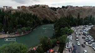 ورود گردشگران به سامان چهارمحال و بختیاری