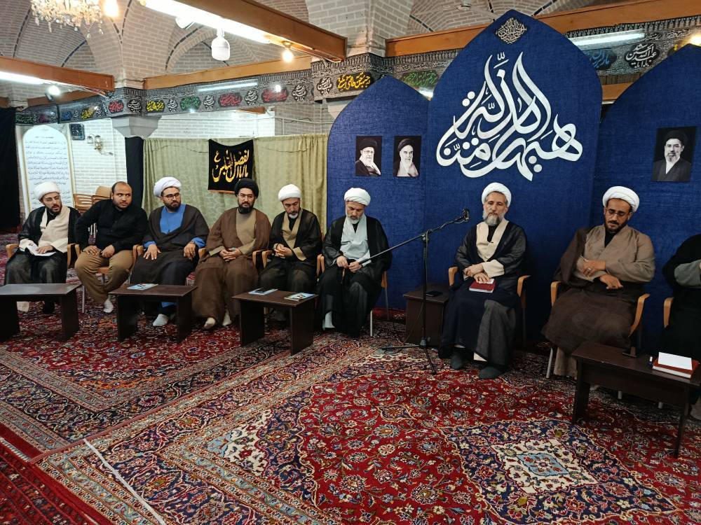 نماینده ولیفقیه در قزوین: جهاد تبیین در محرم و صفر بر عهده خطیبان است نماینده ولیفقیه در قزوین: جهاد تبیین در محرم و صفر بر عهده خطیبان است
