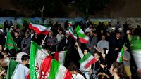 تجمع شبانه مردم مهاباد در حمایت از آرمان‌های انقلاب اسلامی و اقتدار ملی