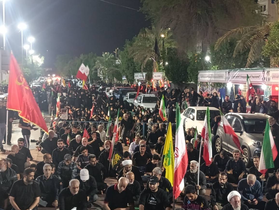 یکصد و دوازدهمین موج از عملیات خیابان های ایران با حضور مردم آبادان و خرمشهر یکصد و دوازدهمین موج از عملیات خیابان های ایران با حضور مردم آبادان و خرمشهر