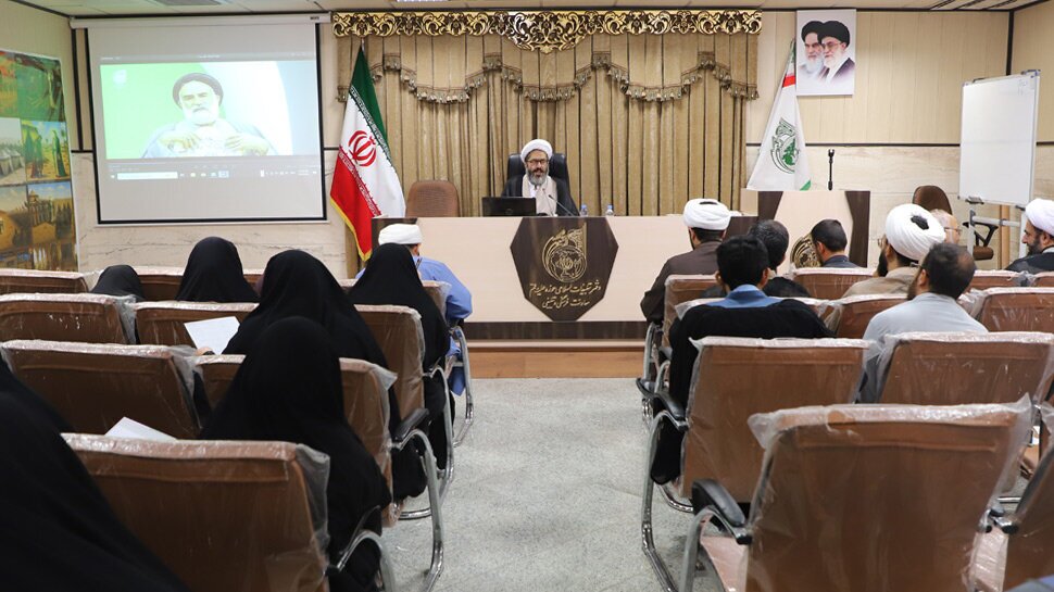 کارگاه «مسابقات معارف پیام‌های عاشورا» برگزار شد*https://hawzahnews.com/xfT6y