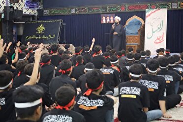 همایش «احلی من العسل» با حضور دانش‌آموزان یزدی برگزار شد