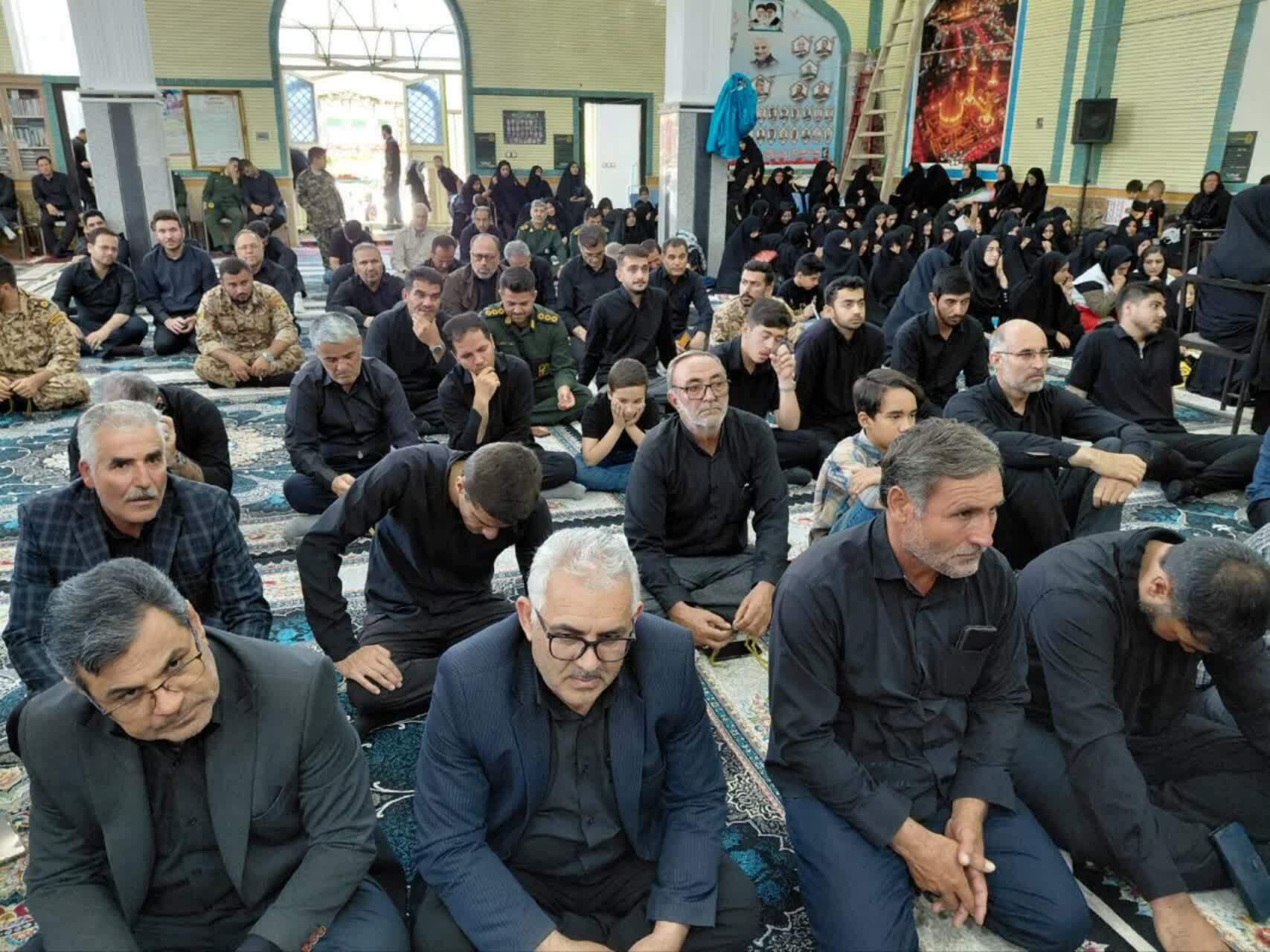 یادواره شهدای اقتدار در باروق برگزار شد