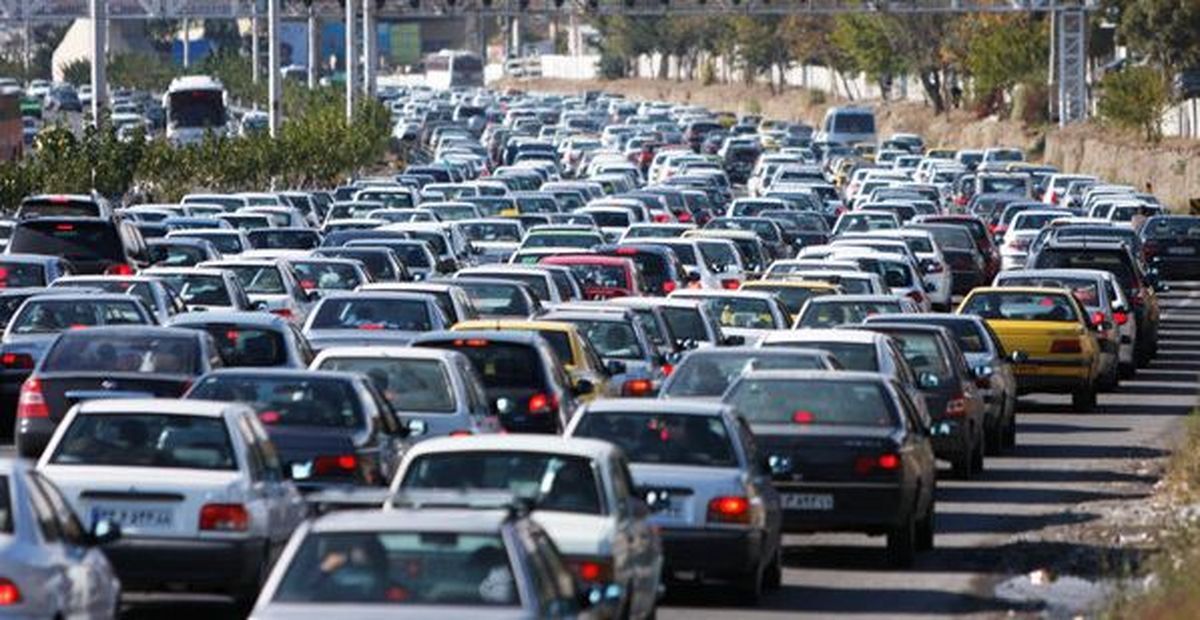 ترافیک صبحگاهی در خیابان‌های تهران