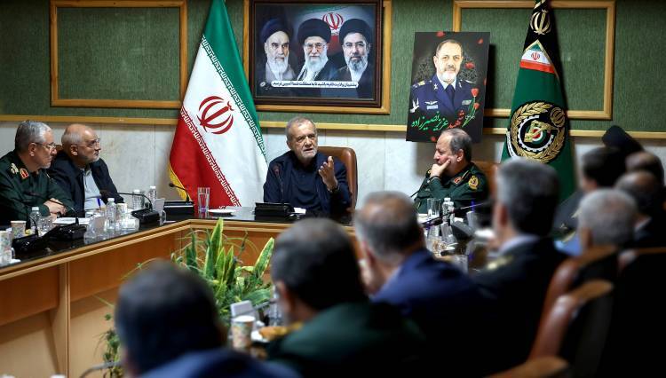 اقتدار دفاعی کشور مرهون مجاهدت و آمادگی نیروهای مسلح است