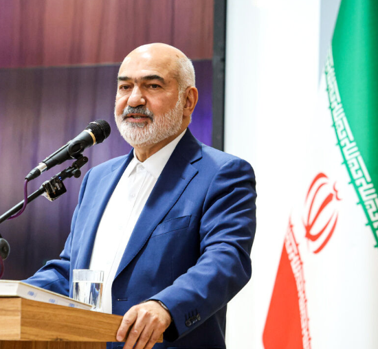 جامعه پزشکی ایران ؛ خط مقدم ایثار و مقاومت در جنگهای تحمیلی جامعه پزشکی ایران ؛ خط مقدم ایثار و مقاومت در جنگهای تحمیلی